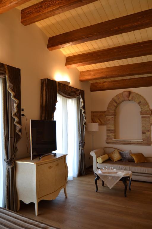 Agriturismo De Luca Mozzagrogna Dış mekan fotoğraf