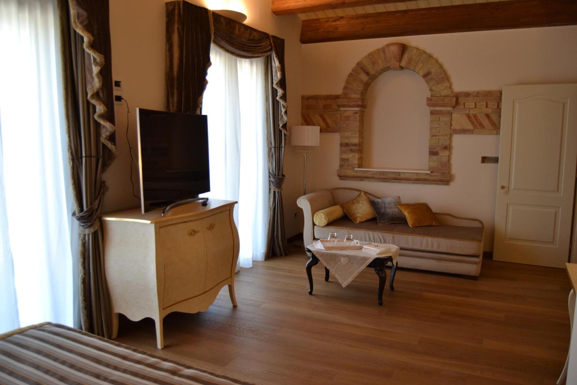 Agriturismo De Luca Mozzagrogna Dış mekan fotoğraf
