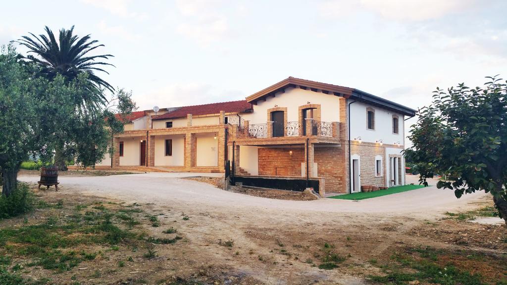 Agriturismo De Luca Mozzagrogna Dış mekan fotoğraf
