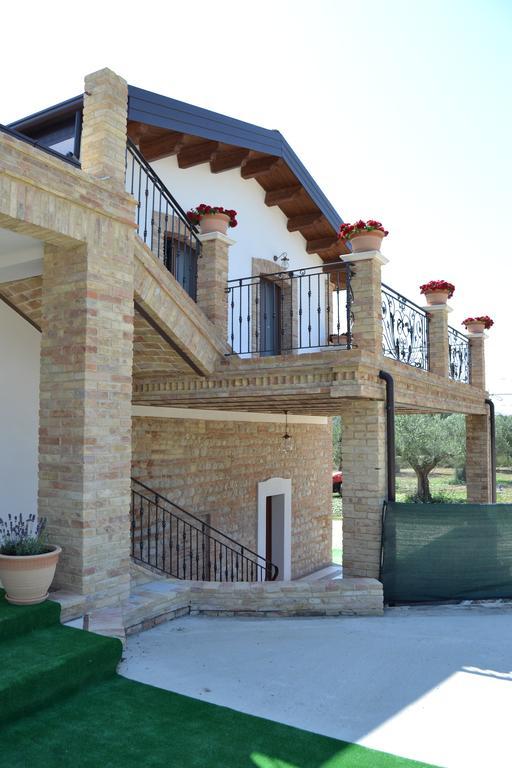 Agriturismo De Luca Mozzagrogna Dış mekan fotoğraf